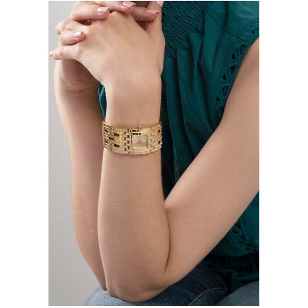 V7HC9C3F014ADB94222310F0077D28EDBACR4357819P6