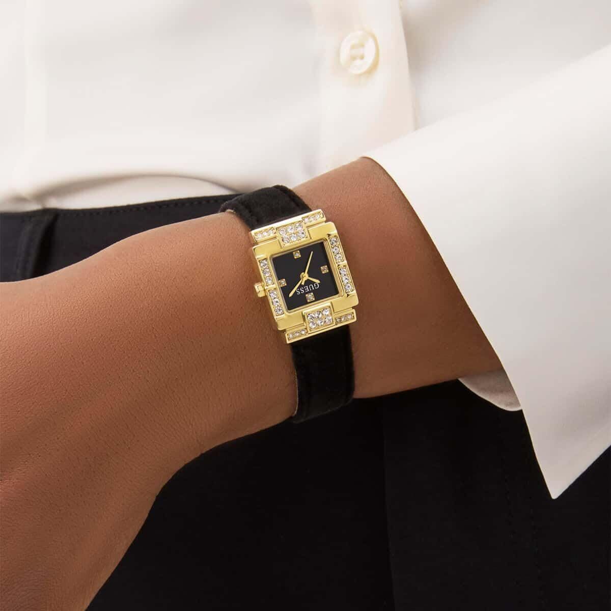 V2H8220AB4E71DB0FDF1E0EDAC5004409BDR7469354P7