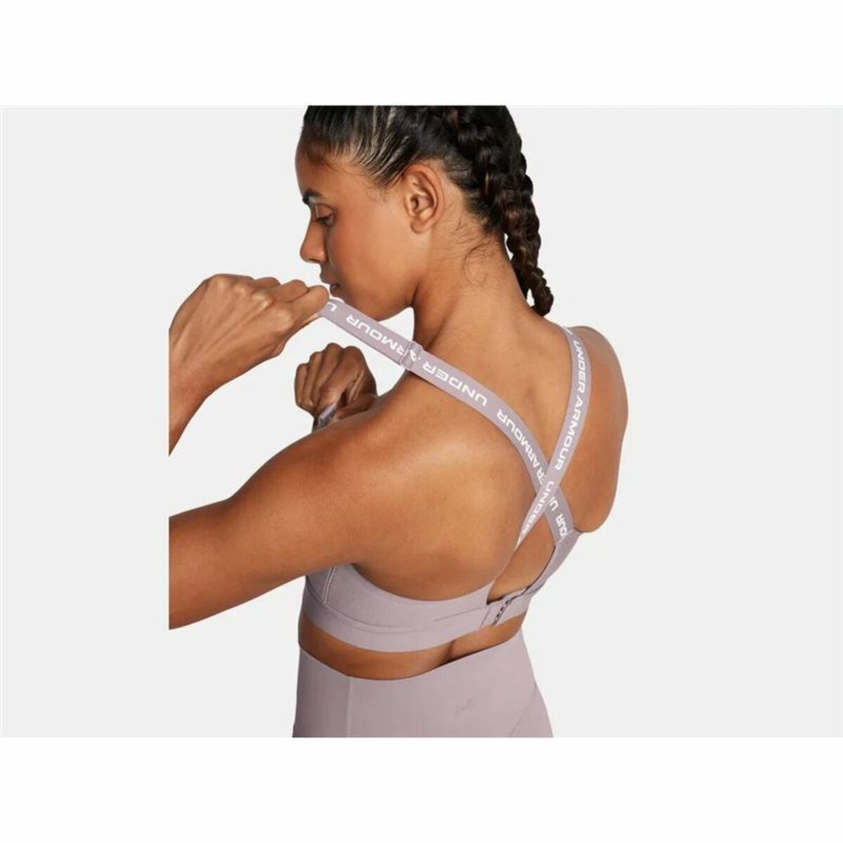 V4H18A3BB1B8F7EB01E3C90014FE1952067R5470720P5