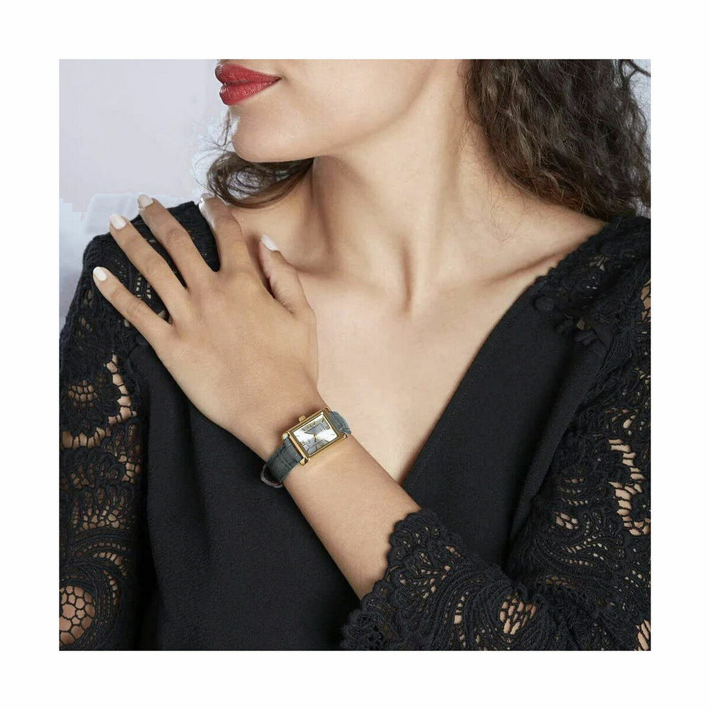 V5HA10D4A5F9AD2C5A3180AE1D3F9E6884AR7472758P4