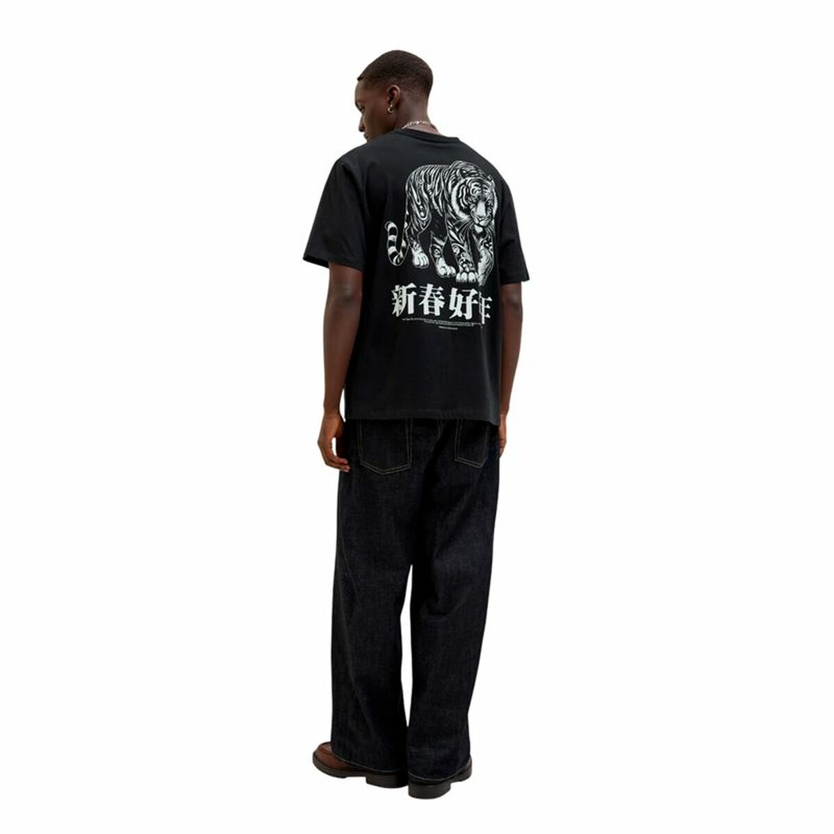 V4HC9153DA9DA653A49D1BCBD974F79C733R6088647P4