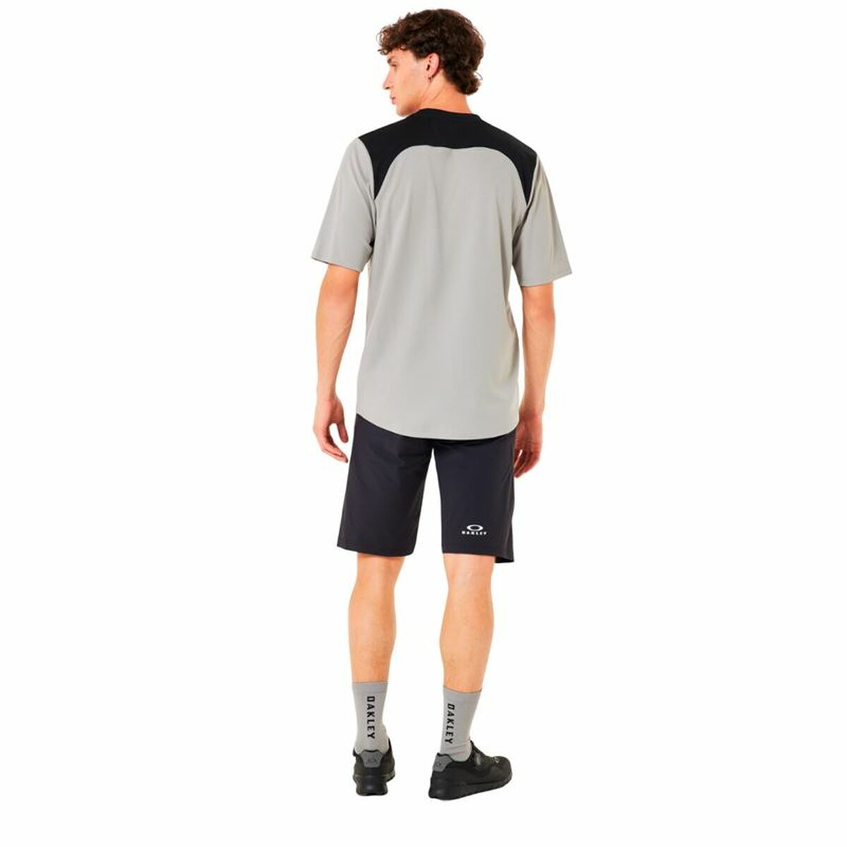 V4H0F8009634D1FEBF15E721F8F2B70D47CR6086374P4